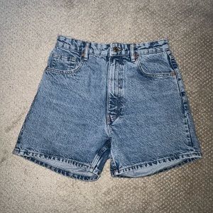 Zara Mom Fit Denim Shorts